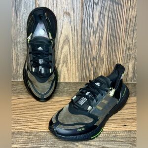 adidas UltraBoost 22 Cold.RDY Black Solar Yellow Men Size 9 No Insoles VERY GOOD